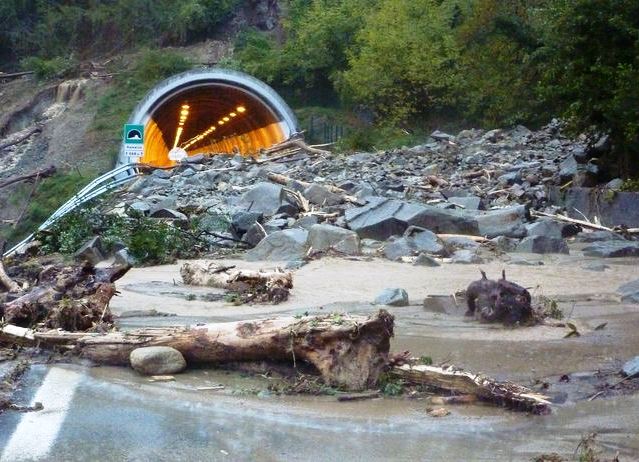 Siracusa, oltre 8.000 persone esposte a rischi naturali: frana o alluvione