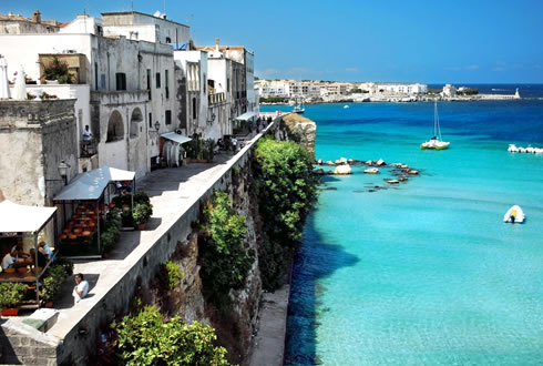 Estate, irregolare un affitto su due: case pollaio nel Salento