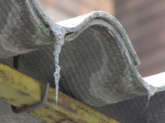 Augusta, amianto: trascinata la Marina Militare in Tribunale