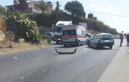 Nel Ragusano, incidente sulla Modica mare: anziano in prognosi riservata