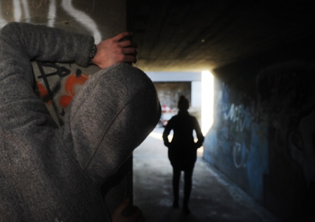 Siracusa, minaccia con un piccone la ex fidanzata che l'aveva lasciato: arrestato