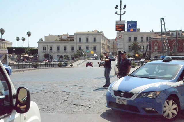 Siracusa, la Polizia intensifica i controlli dopo attentato Barcellona