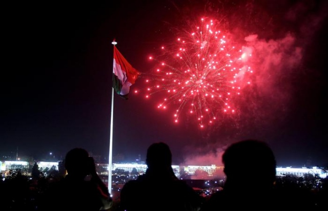 India, incendio fabbrica fuochi d'artificio: 8 morti e 25 feriti