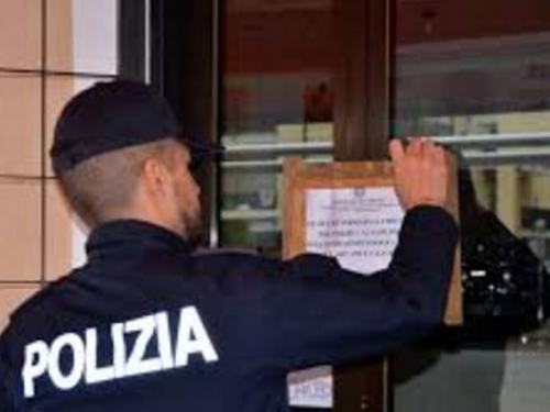 Augusta, sequestrato esercizio commerciale sulla SS114