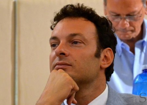 Siracusa, Italia accetta la candidatura a sindaco