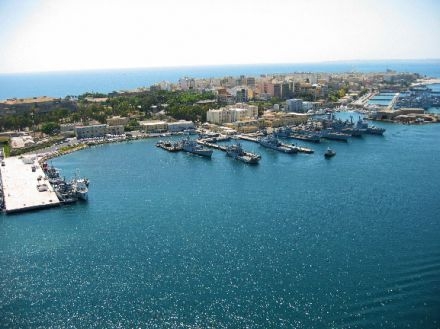 Augusta, Vinciullo-Schermi: "Hotspot autorizzato in modo carbonaro"