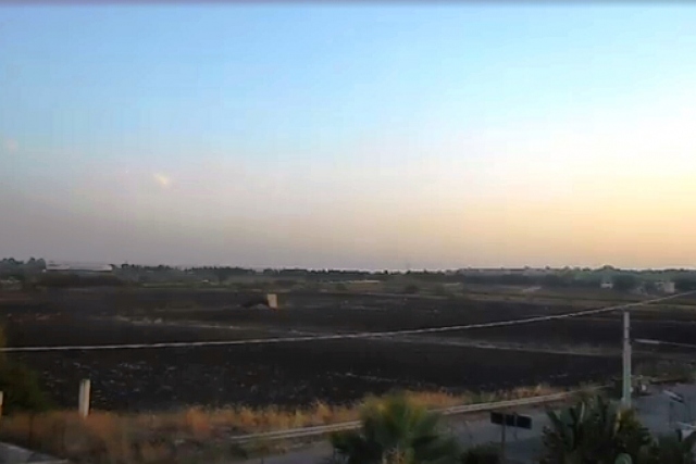 Siracusa, spari a Terrauzza a due passi da strade, case e esercizi commerciali