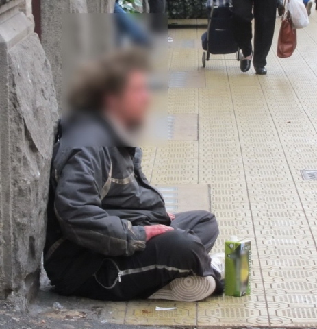 Siracusa, clochard in Ortigia: per Moscuzza servono risposte riabilitative