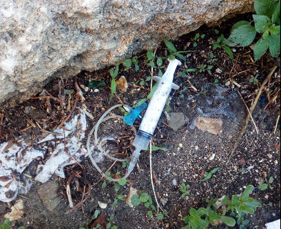 Siracusa, siringhe abbandonate al parco della Balza Acradina: la denuncia sui social