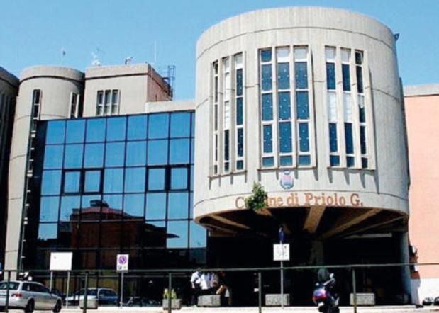 Priolo, gettoni di presenza a + 417%: rinvio a giudizio per Valenti