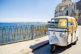 Siracusa, stop a calessini abusivi in Ortigia