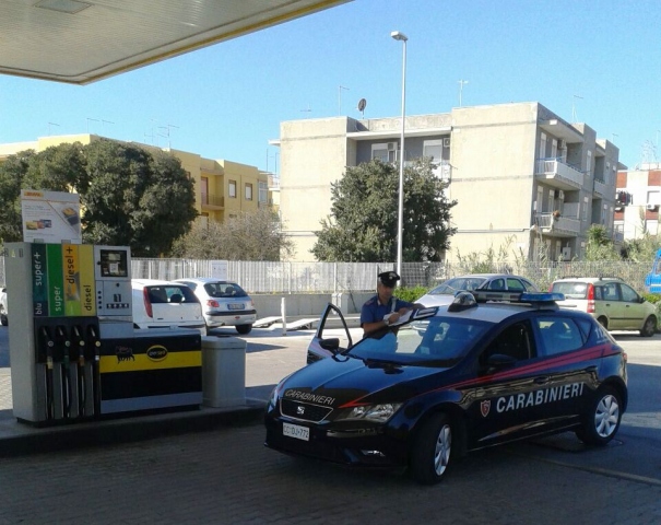 Siracusa, guasto a sistema di pagamento: parte mega furto di benzina