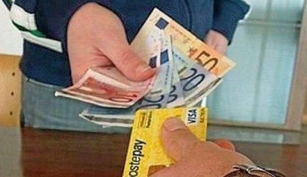 Noto, truffa della ricarica della postepay: due denunce