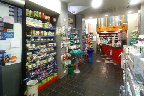 Carlentini, ruba nella stessa farmaci dove lavora: arrestato