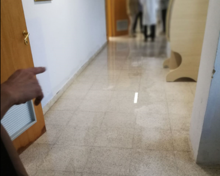 Siracusa, corridoi e aule dell'Ipsia invasi dalla pioggia e intonaco sugli studenti al Gagini