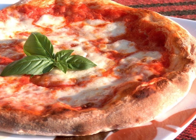 La pizza più buona in Sicilia? A Palermo e Siracusa