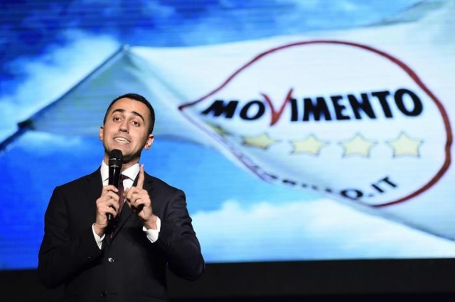 M5S attacca sulle fake news. Di Maio avvia tour: 'Sarà "rally" elettorale'