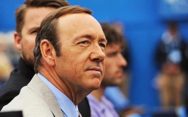 Kevin Spacey, nuove accuse di molestie: cacciato da Ridley Scott