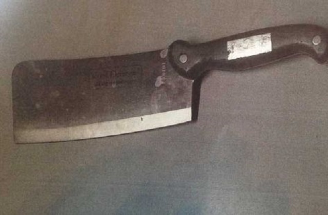 Siracusa, colpi di mannaia all'ex marito di sua moglie