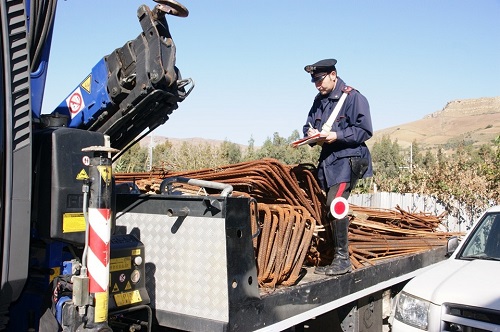 Siracusa, denunciato 72enne per furto di materiale ferroso