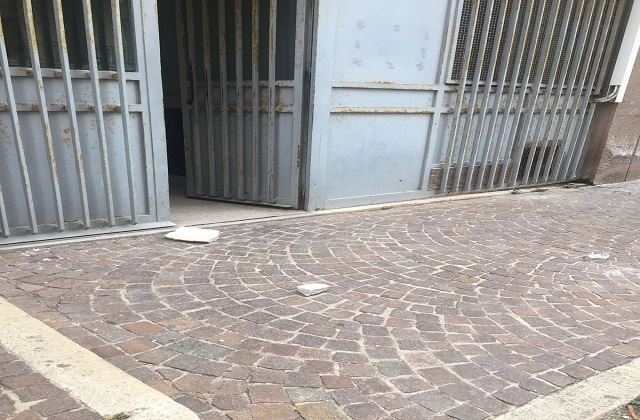 Siracusa, uffici Ragioneria: pezzi di balcone precipitano in strada