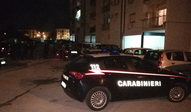 Siracusa, spacciava dai domiciliari: arrestato