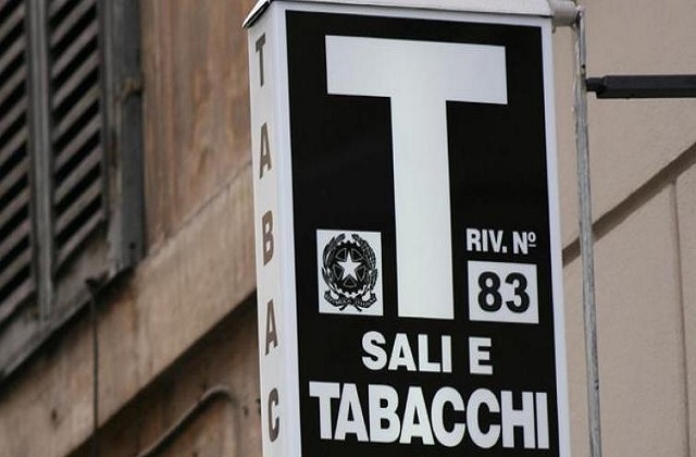 Siracusa, rapina a tabaccheria: bottino 1.000 euro