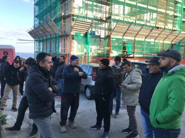 Siracusa, protesta in Via Cassia: stop lavori