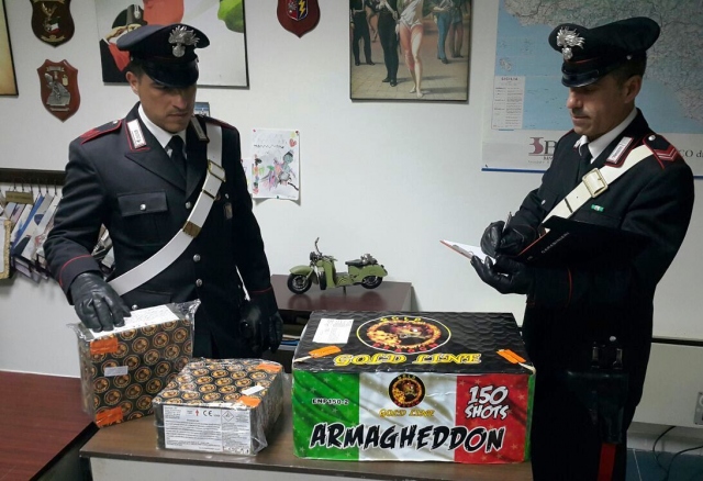 Avola, droga e botti illegali: arrestato un uomo di 36 anni