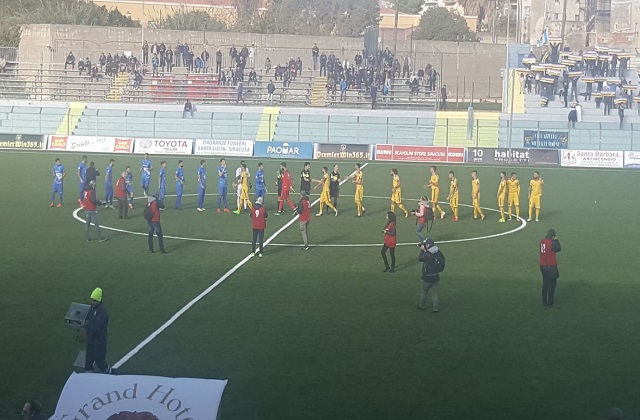 Un Siracusa non brillante fa 0-0 con la Juve Stabia