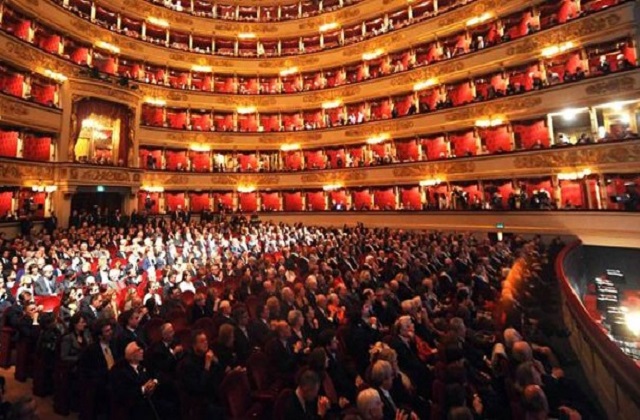 Dieci minuti di applausi per la prima alla Scala con "Andrea Chenier"