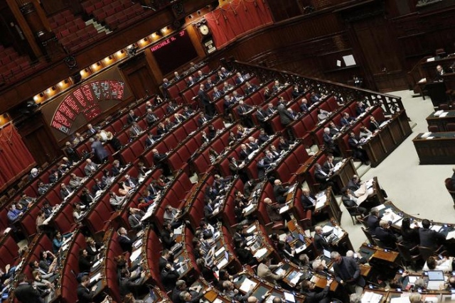 Manovra: Pd e M5s presentano emendamenti su vitalizi