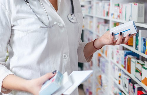 Avola, rapina ieri pomeriggio in una farmacia