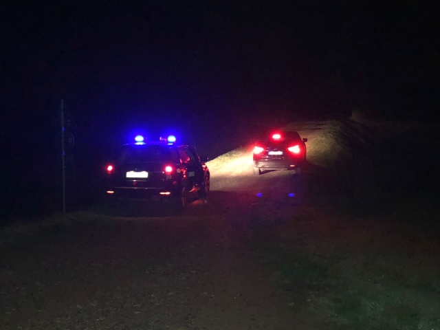 Donna uccide i due figli di 5 e 2 anni e tenta il suicidio