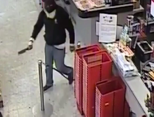 Siracusa, rapina a supermercato: bottino 2.000 euro