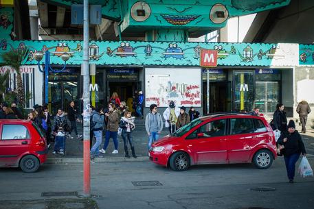 Napoli, fermati componenti baby gang che aggredì 15enne