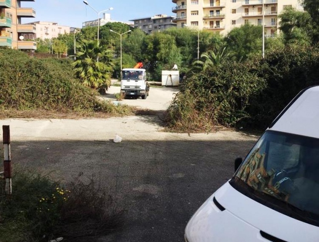 Siracusa, ex Tribunale: recinzione e cementificazione porte per sicurezza