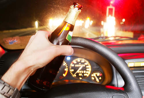 Noto, guidava sotto effetto dell'alcol: 1 mese di domiciliari