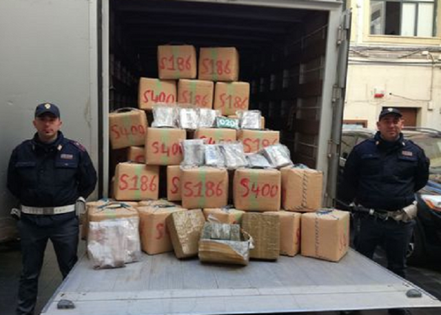 Carini, scoperti 1.500 chili di droga in un deposito: 3 arresti