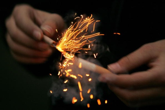 Siracusa, botti Capodanno: 15enne perde 2 dita