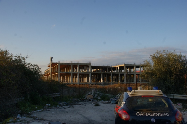 Siracusa, trovato il corpo di un uomo impiccato vicino i Papiri