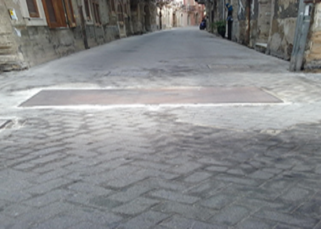 Siracusa, ancora non ripristinato tombino in via Logoteta