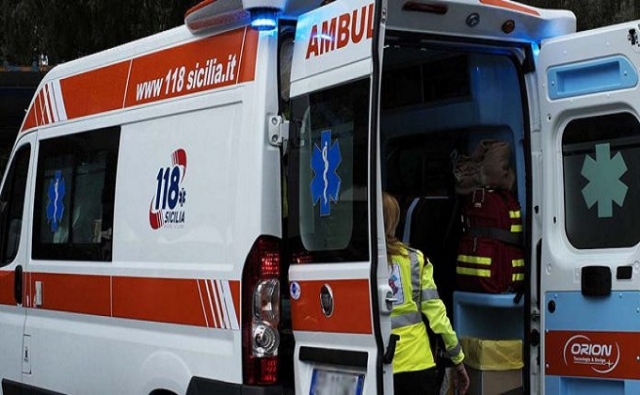 Siracusa, a Mazzarrona 118 e consultorio