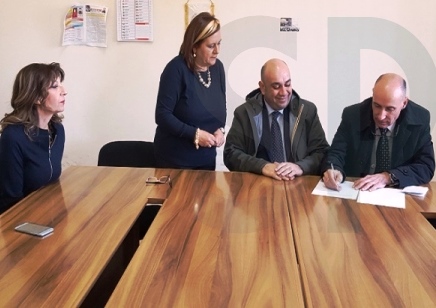 Siracusa, servizio 118: consegna chiavi all'Asp