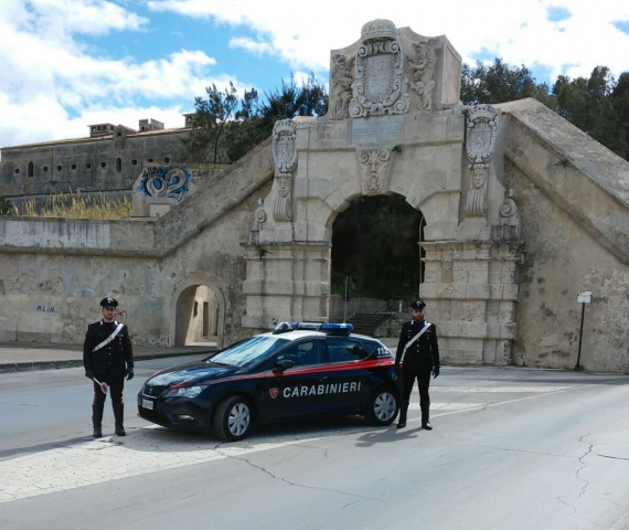 Lentini, violazione obblighi assistenza familiare: arrestato, ai domiciliari