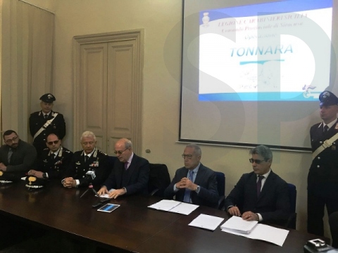 Siracusa, Operazione Tonnara: una donna in gravidanza pesava e confezionava la droga