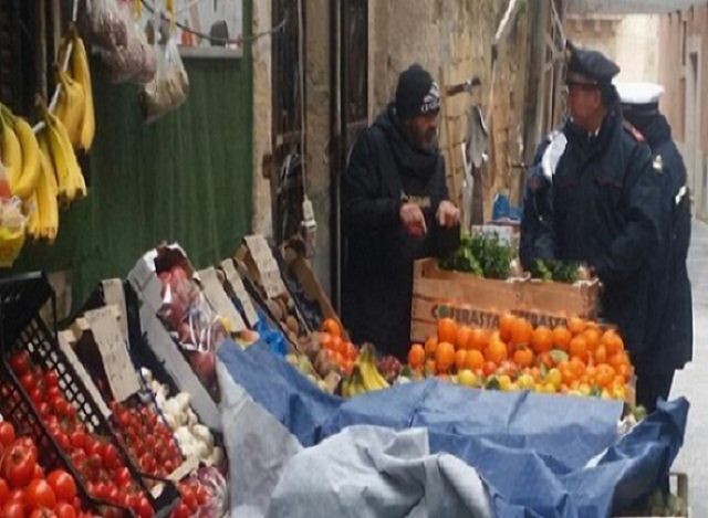 Siracusa, smantellato covo di ultras e mercato abusivo in Ortigia