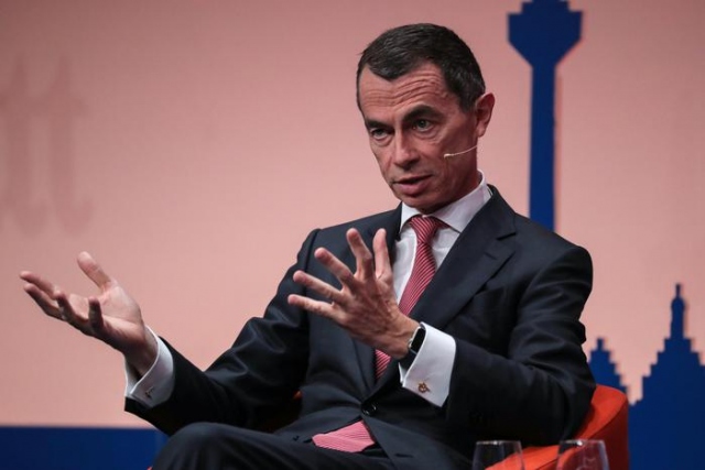 f2dcdaefddd2349e3556c4a910b4082e