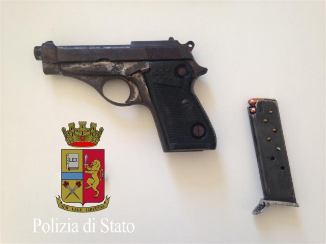 Siracusa, armi in casa: ferito bimbo di 9 anni