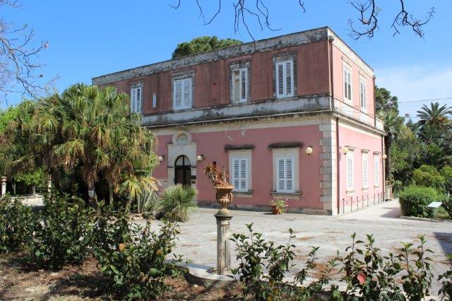 Siracusa, Villa Reimann: l'appello ai cittadini per una raccolta fondi